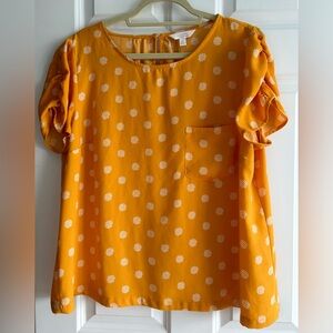 LC Lauren Conrad Yellow Polka Dot Cloth‎ with Ruched Sleeve